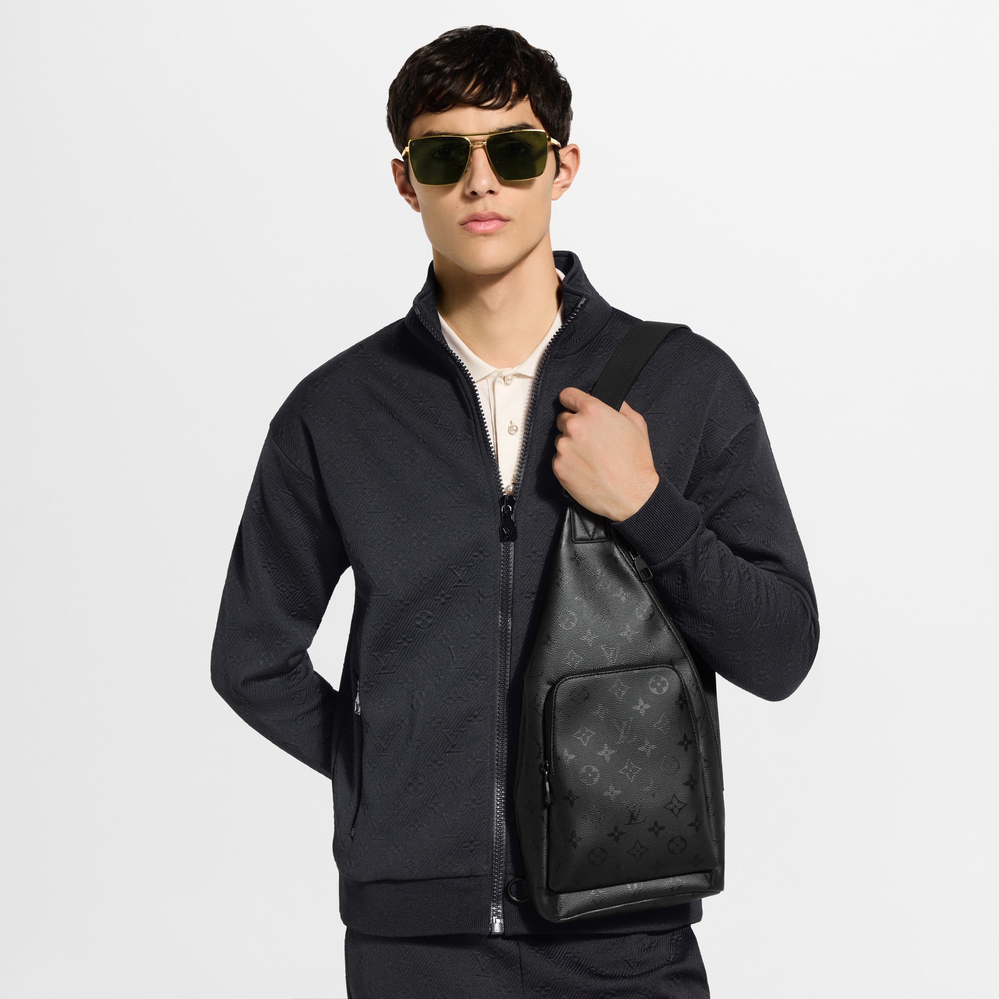 Duo Slingbag G72 - Men Bags M28399 | LOUIS VUITTON